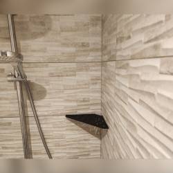 MAT INTER - Maya inox noir - Tablette d'angle hexagonale - Motif strie - 2mm